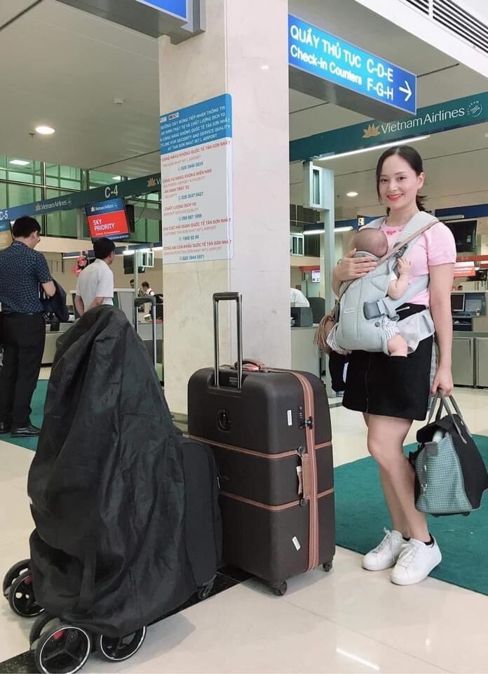 Địu em bé trợ lực Babybjoin one air