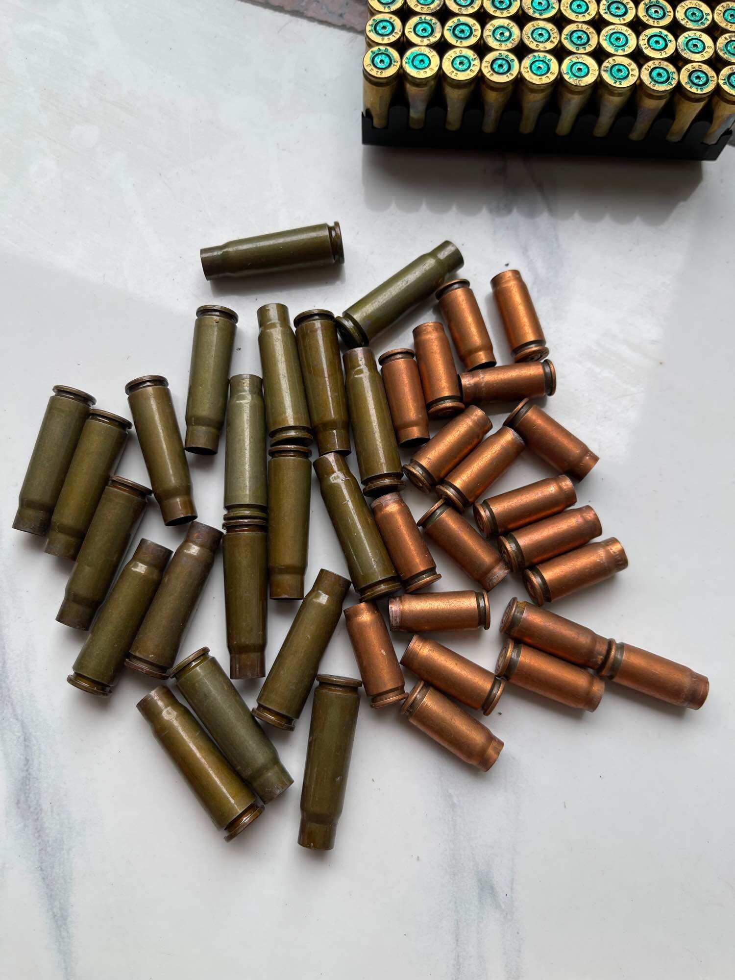 Combo gồm 60 vien phấn (60a47
