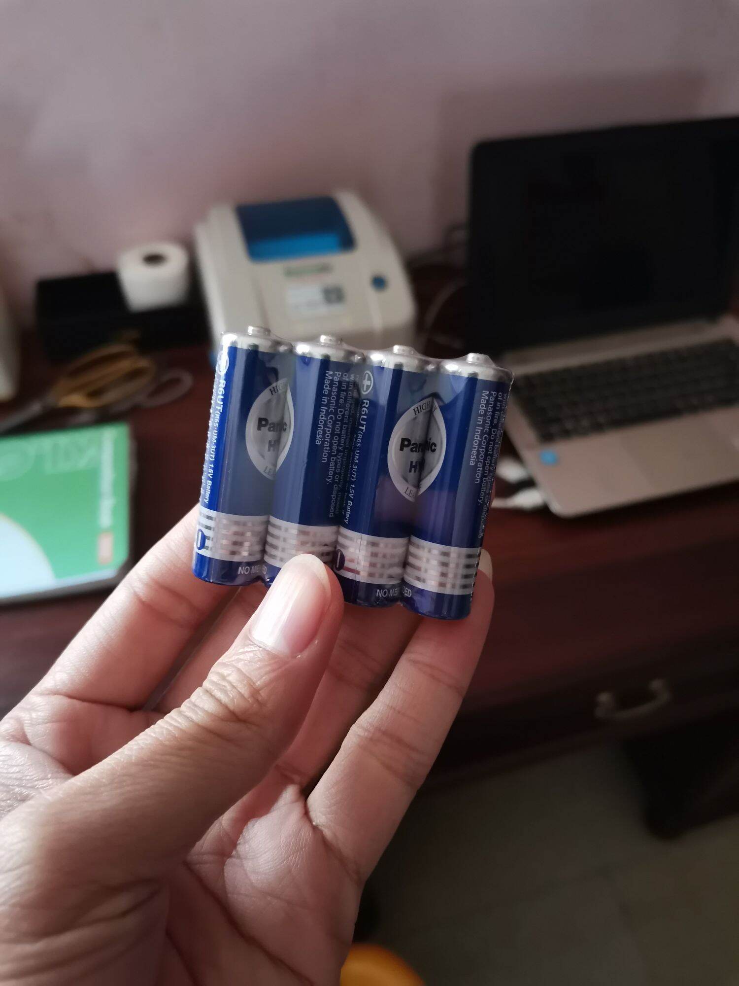🇻🇳 Vỉ 4 viên pin AA Panasonic màu xanh
