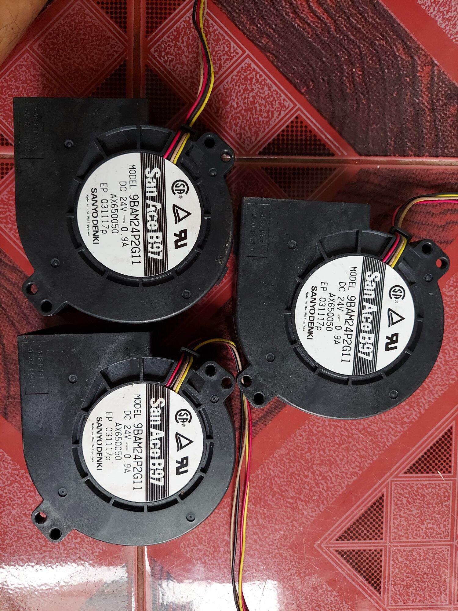 Quạt Sò philippines 24v 0.9A tháo máy Nhật.