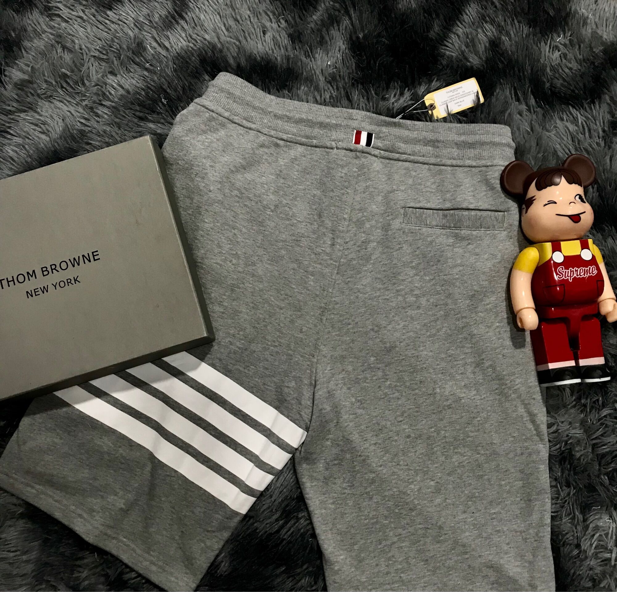 Quần short Thom Brow xám cao cấp