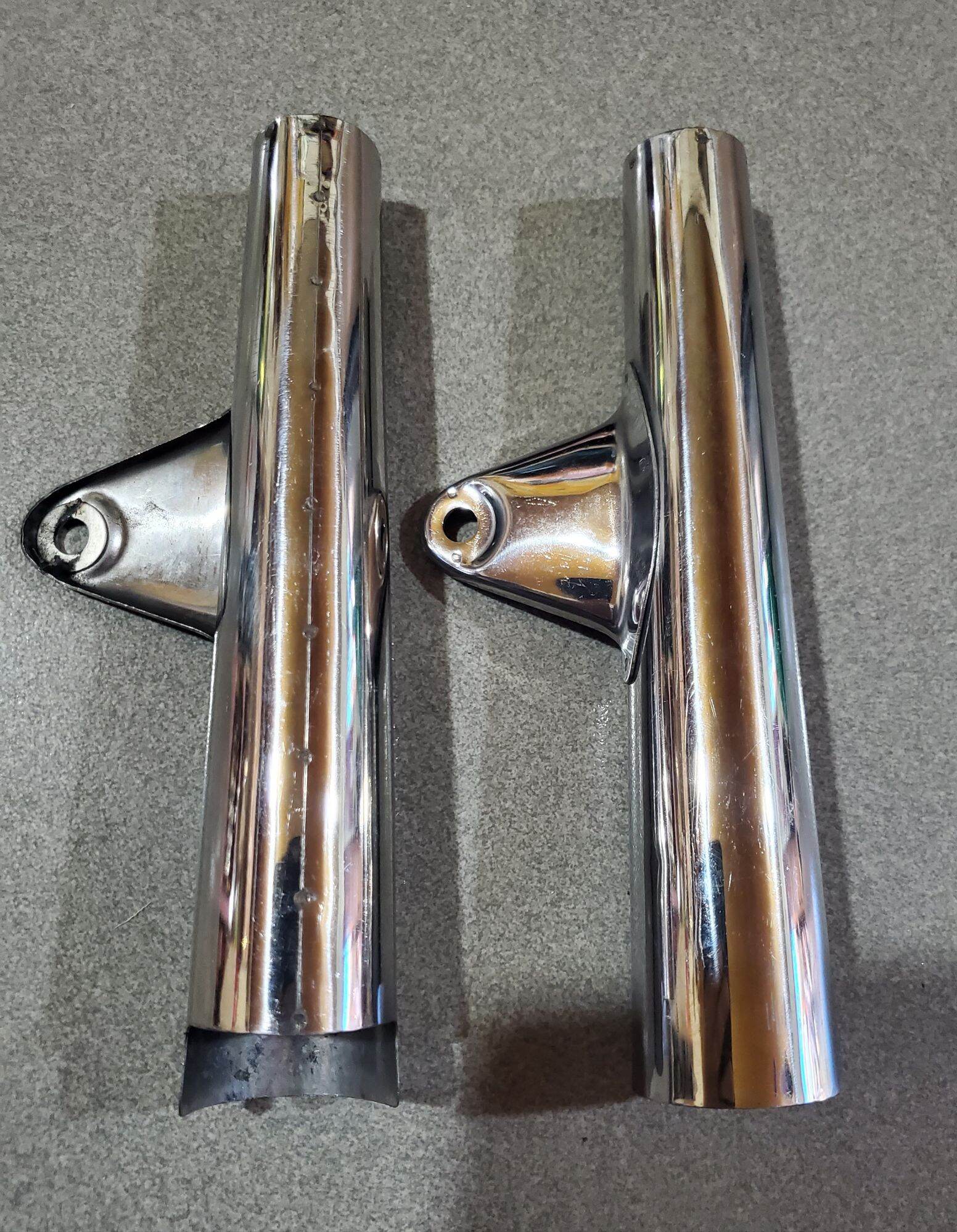 Stainless Steel Rabbit Ears Attached to the Car 67