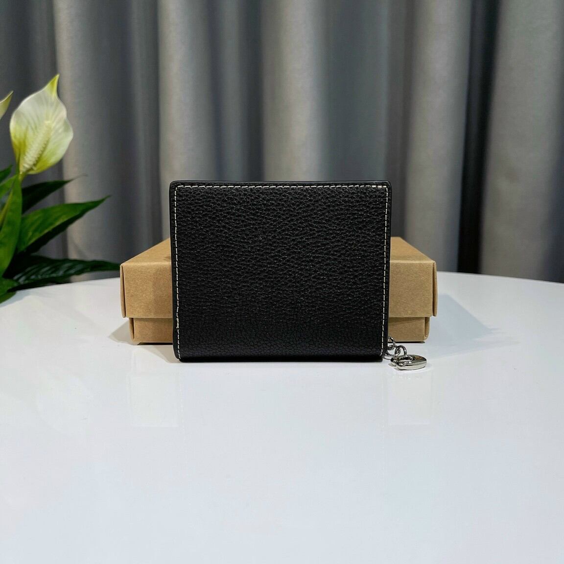 Ví Coach Snap Wallet With Dancing Kitten siêu cưng