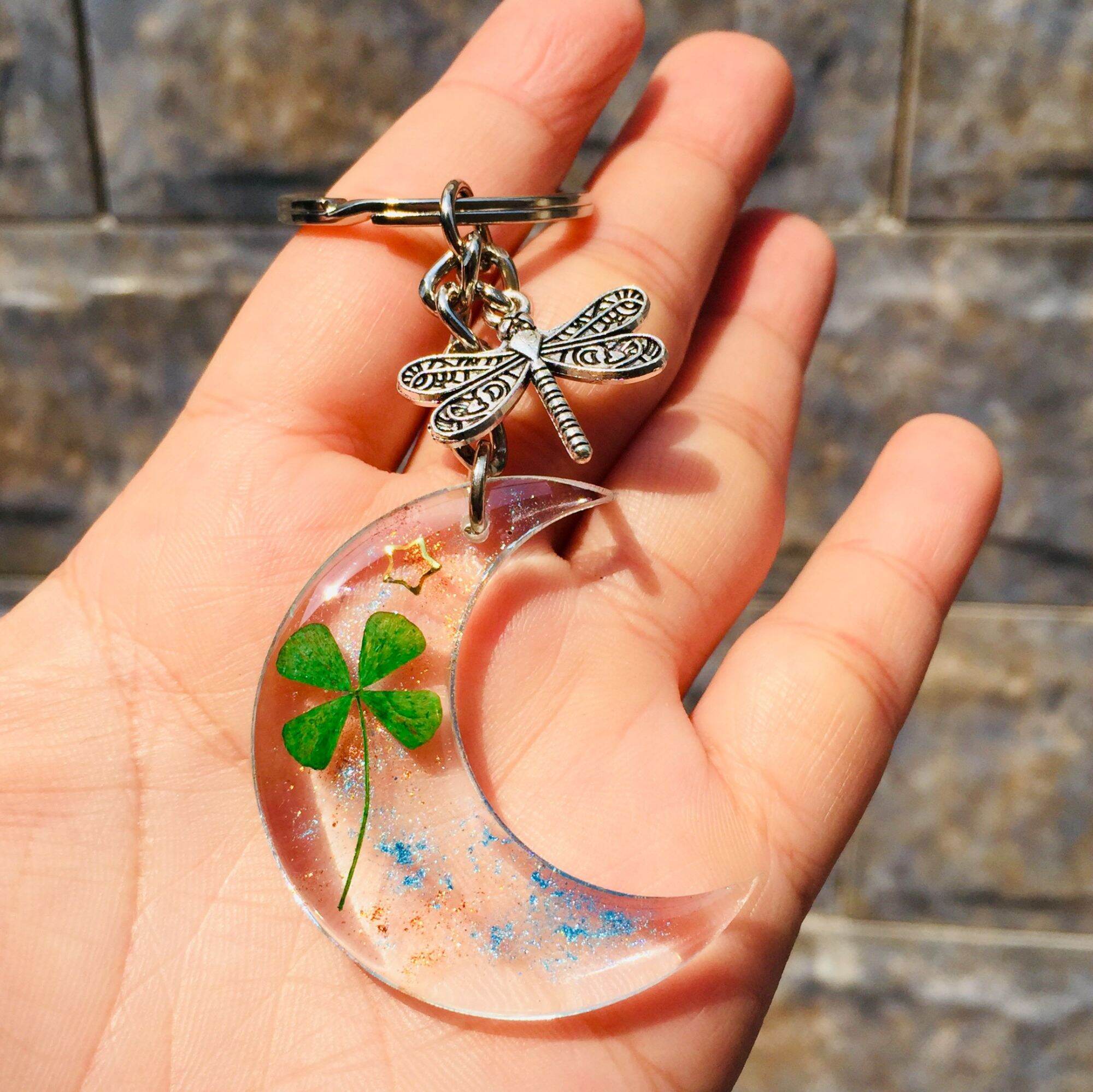 Móc khóa Cỏ 4 Lá thật handmade epoxy resin quà tặng độc đáo Lilande
