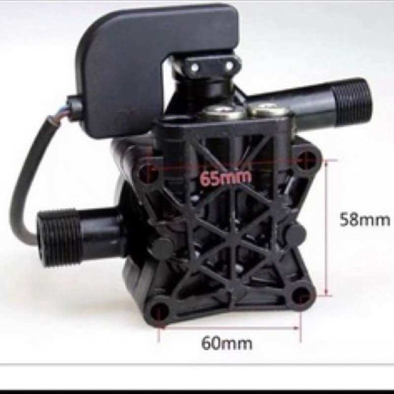Đầu bơm áp lực máy rửa xe mini kèm rơ le