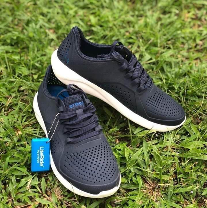 Giầy crocs chính hãng. c.roc.s shoes giầy buộc dây. giầy nhựa literide, giầy thời trang Nam nữ, giầy nhựa xuất khẩu. crocs Ninh