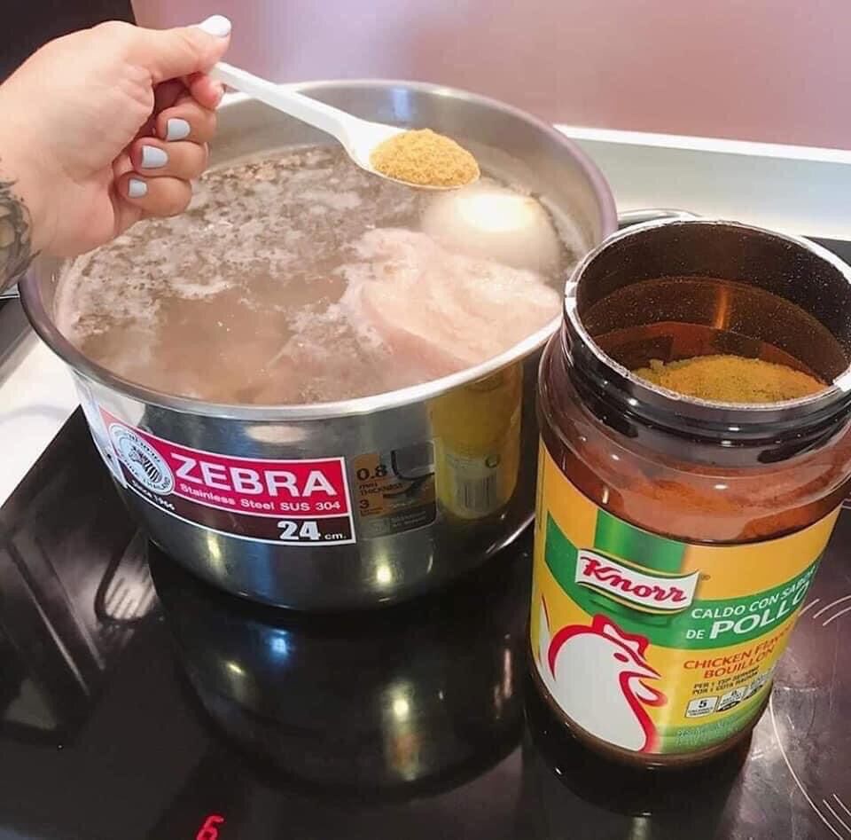 Hạt nêm Knorr vị Gà của Mỹ