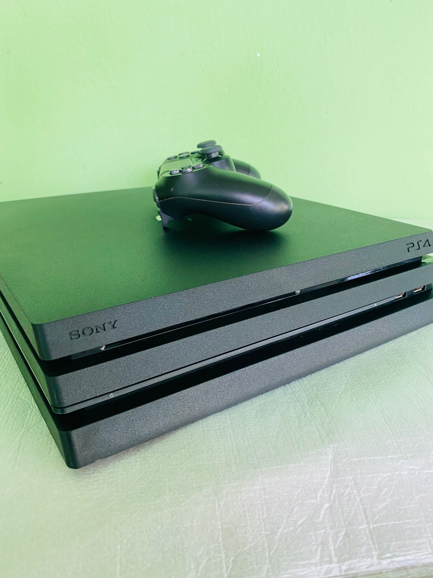 MÁY PS4 PRO 1TB QUA SỬ DỤNG