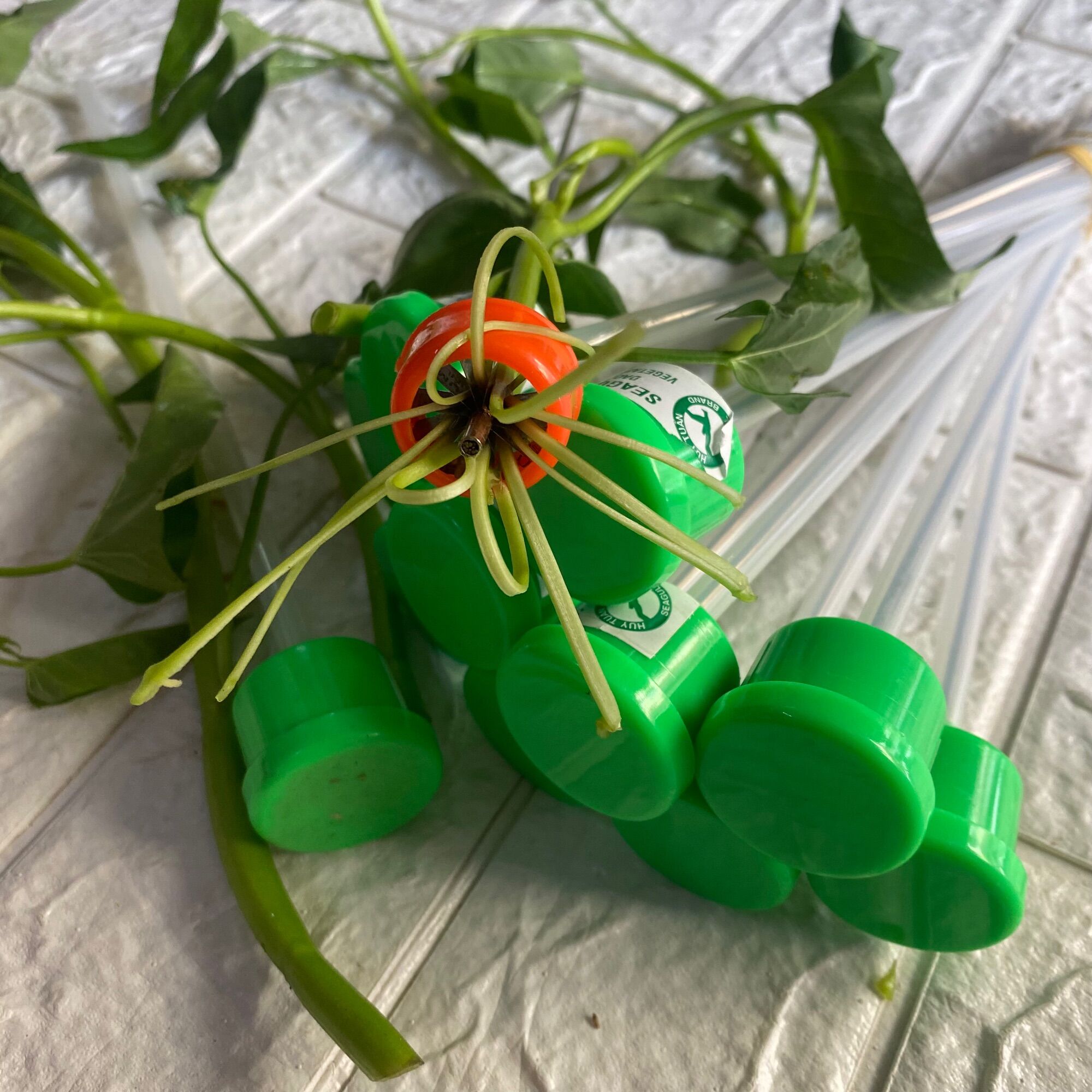 Dao chẻ rau muống Inox. tiện ích cho gia đình