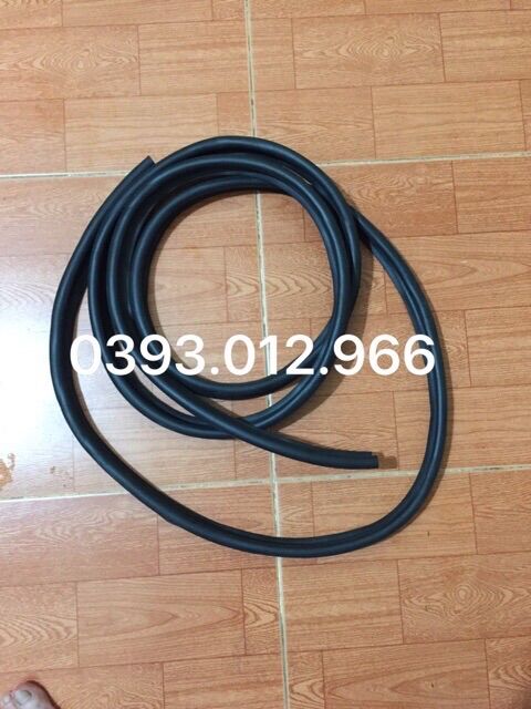 GIOĂNG CỐP SAU XE KIA PRIDE, CD5