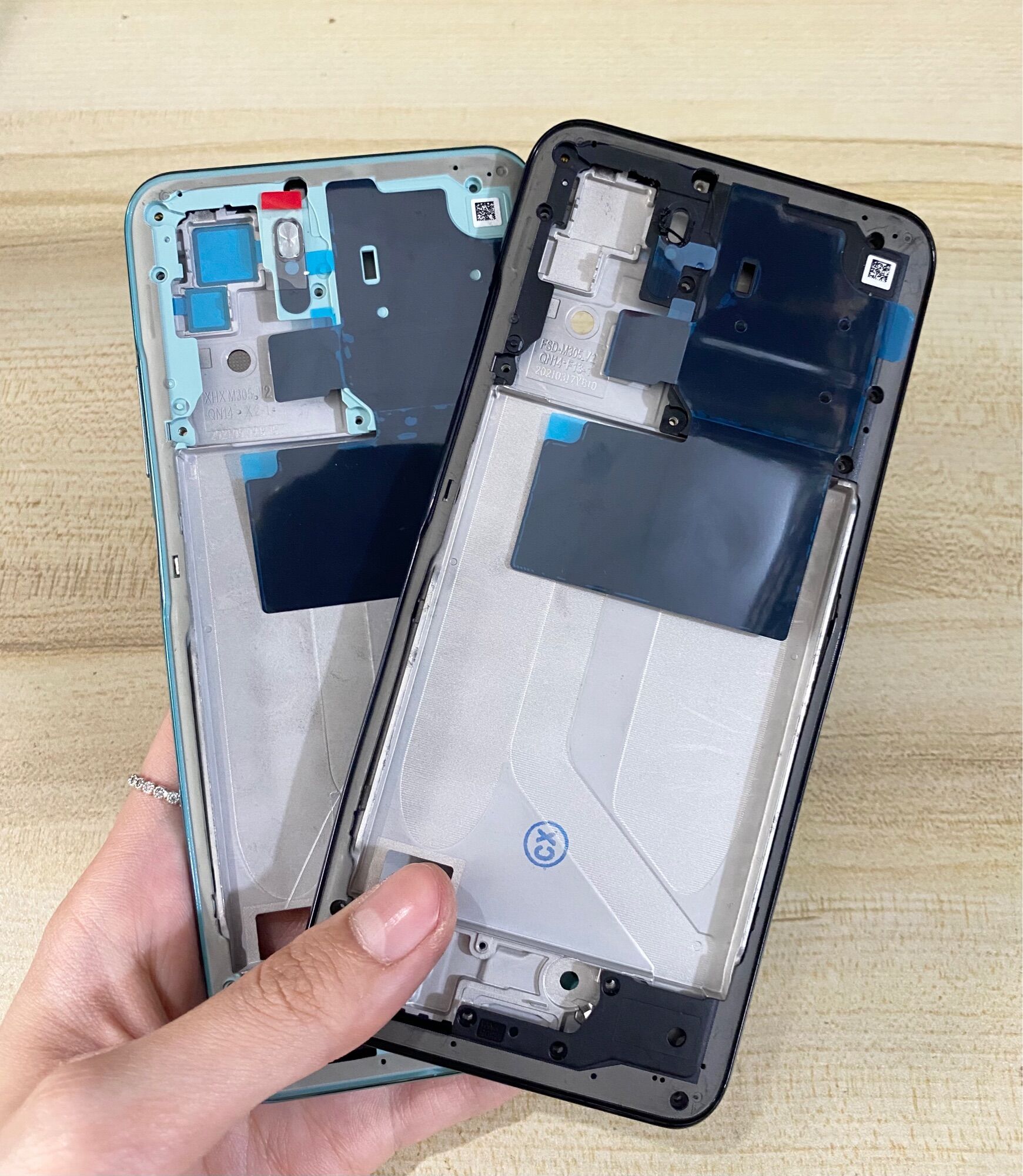 Bộ Vỏ + Sườn Xiaomi Redmi Note 10 ( 4G ) Zin Hàng Cao Cấp. ( Kèm Kính Camera)