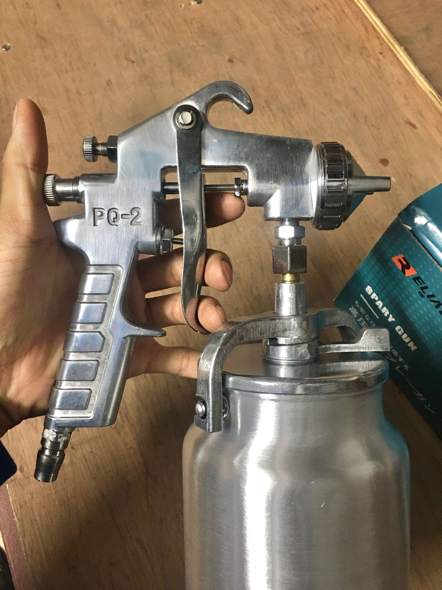 Phun sơn hơi, phun keo PQ-2 bình dưới 1Lít