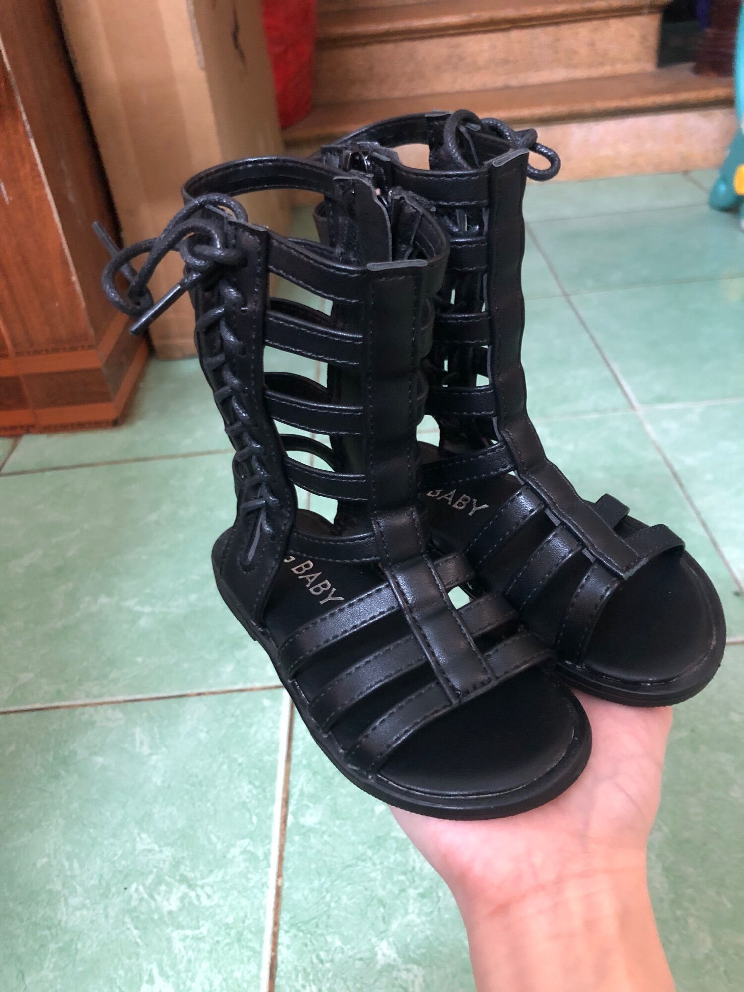 Sandal chiến binh bé gái