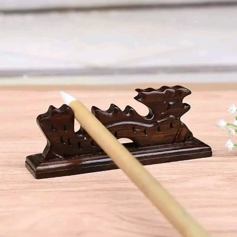 Gác bút gỗ  hình rồng