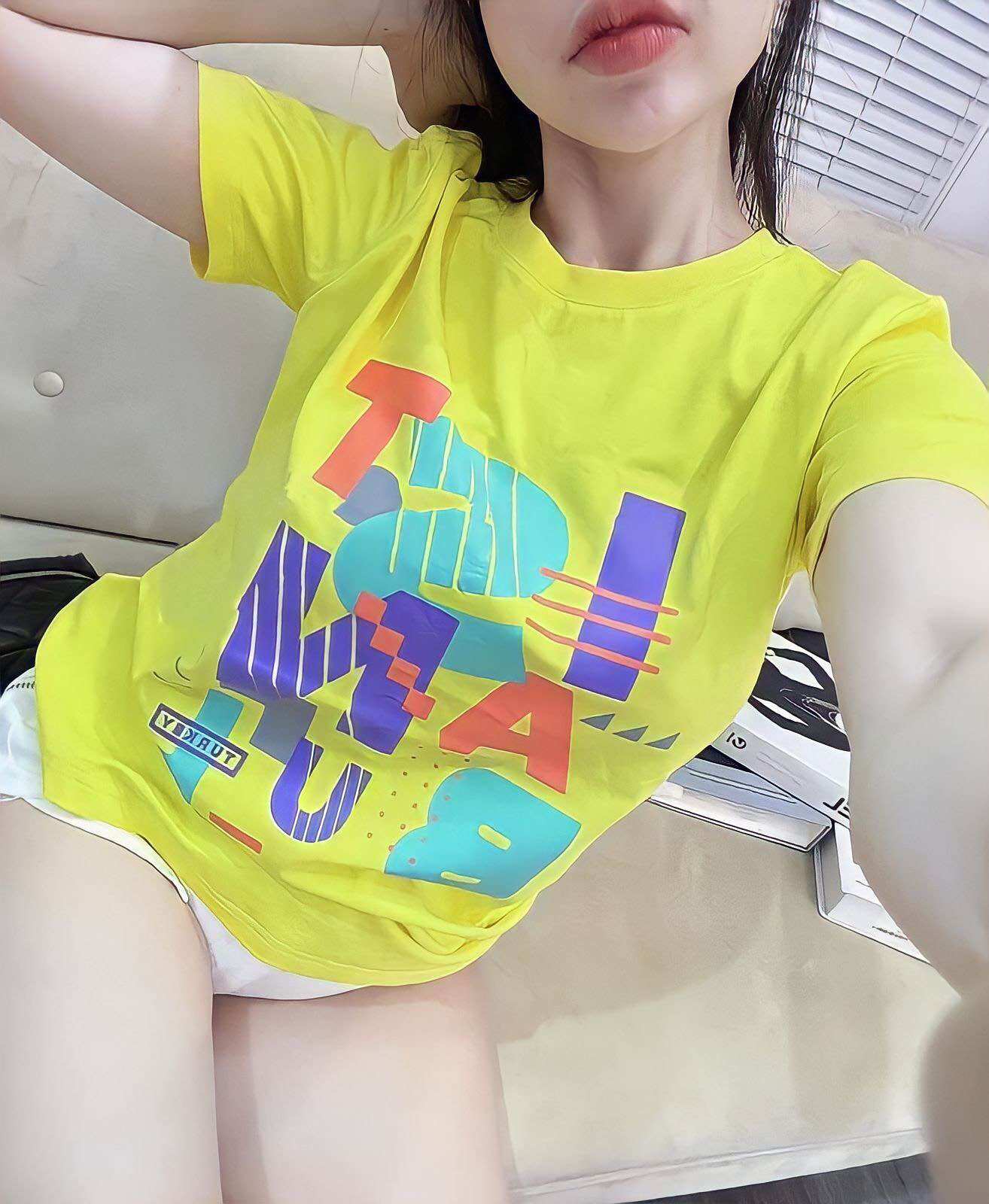 ÁO THUN FOM RỘNG