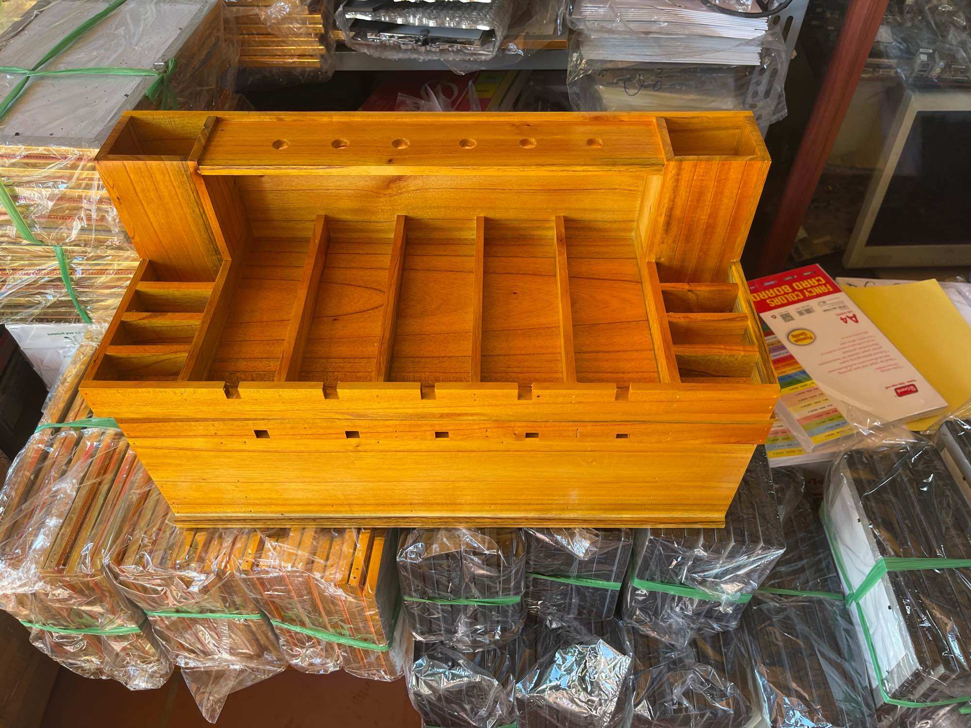 KHAY ĐỰNG TÔNG ĐƠ 2 ỐNG GỖ THÔNG