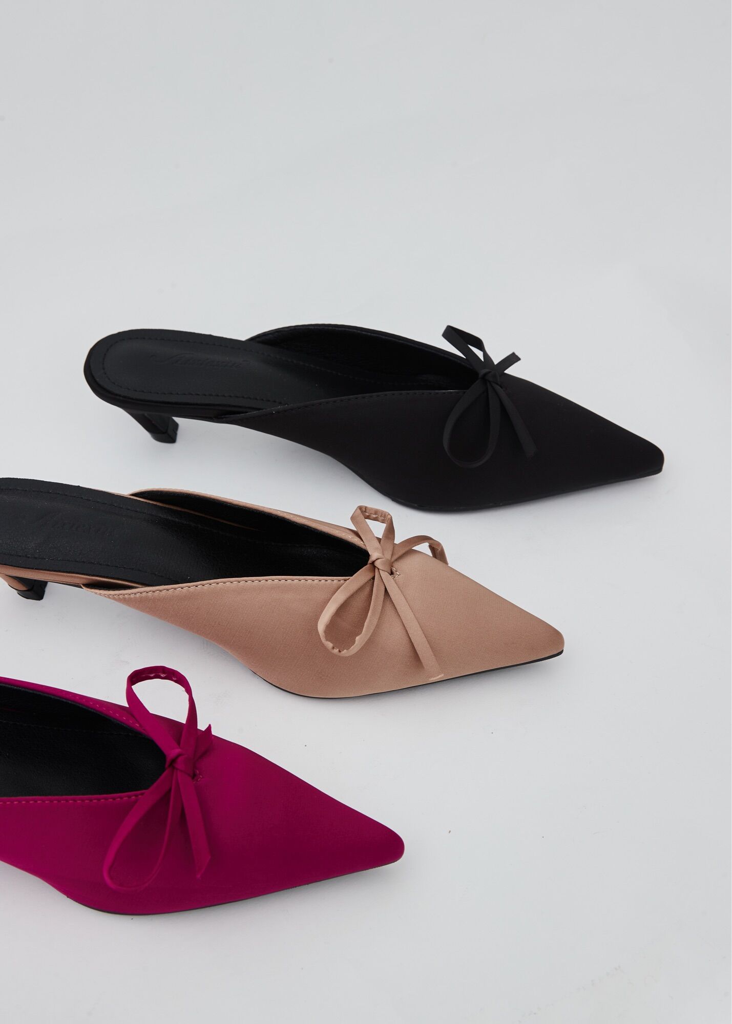 L81 - eliana silk mules