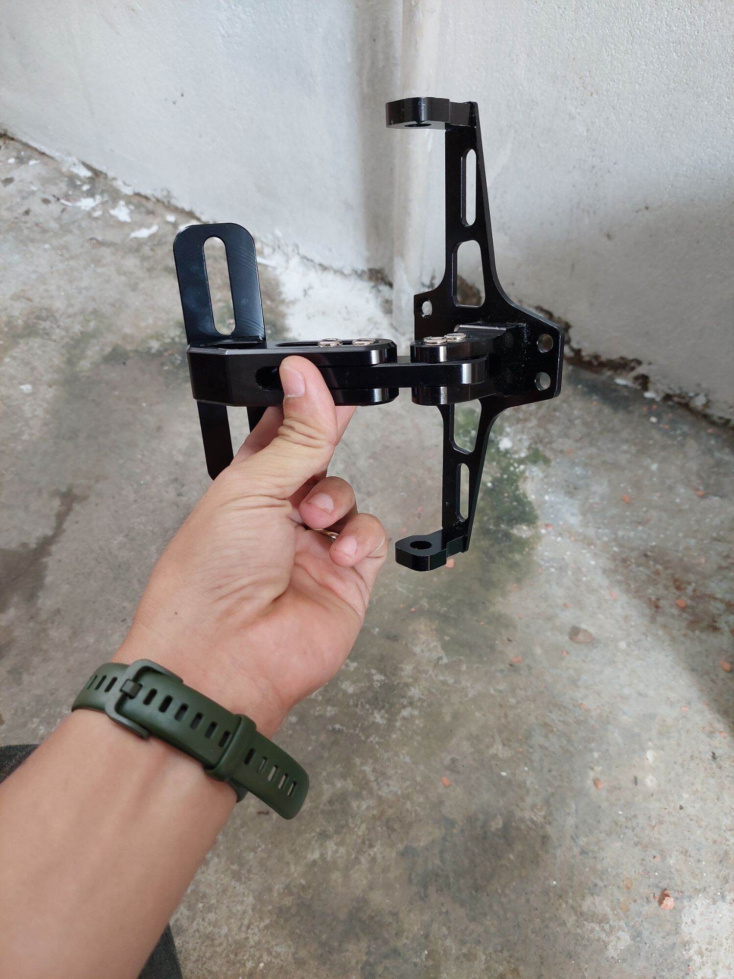 Pát biển số CNC