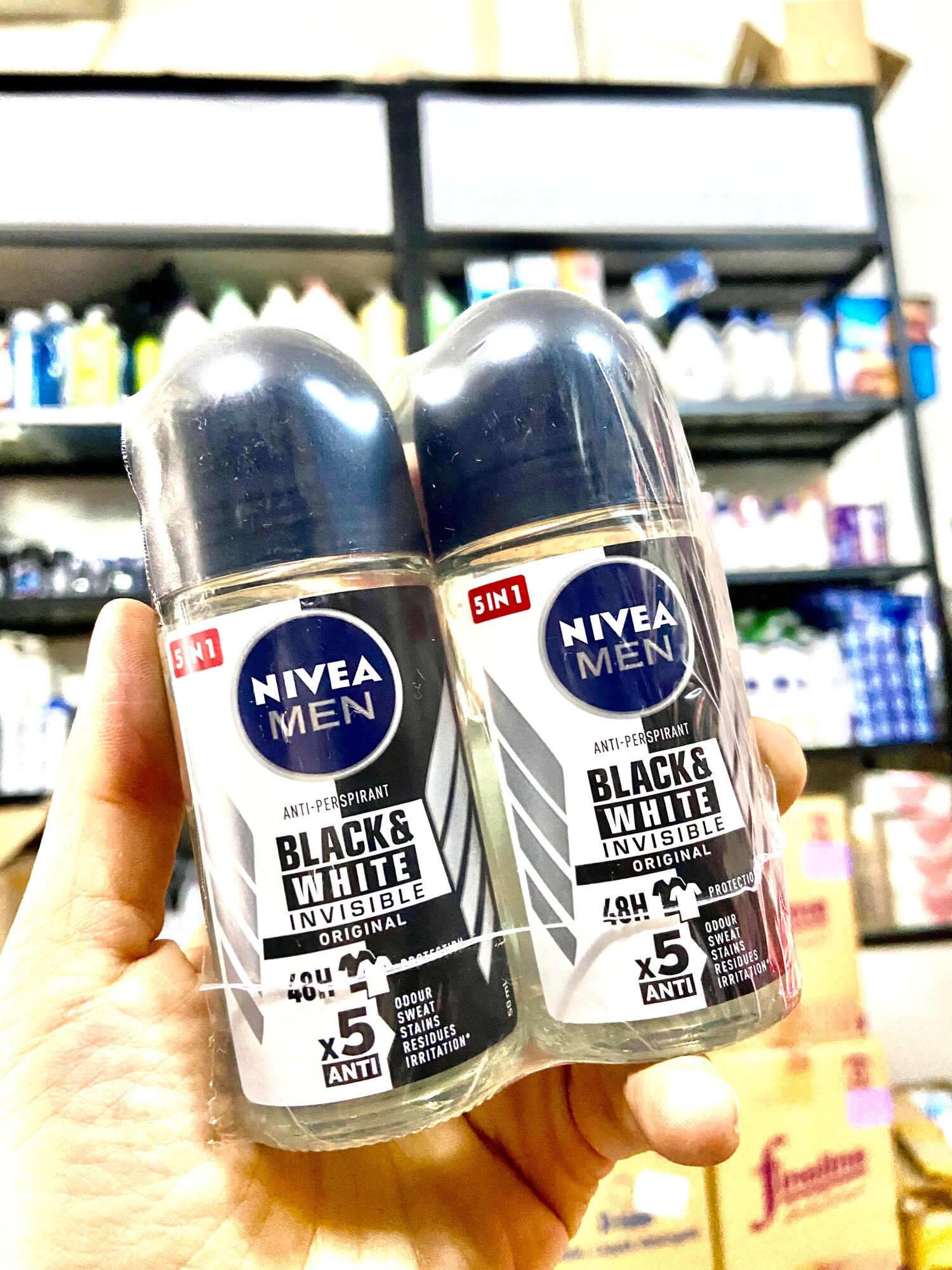 [HCM]Lăn Khử Mùi Nivea Black & White Men Thái Lan 50ml