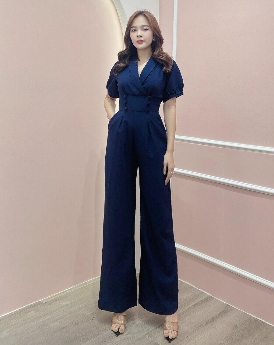 Jumpsuit dài ống rộng tay con phối ren