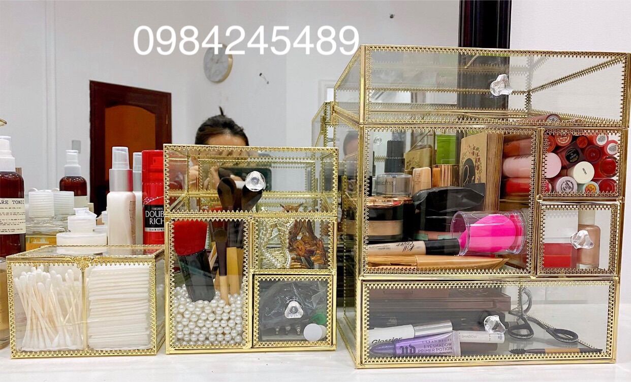 Tủ mỹ phẩm đựng đồ trang điểm Skincare golden