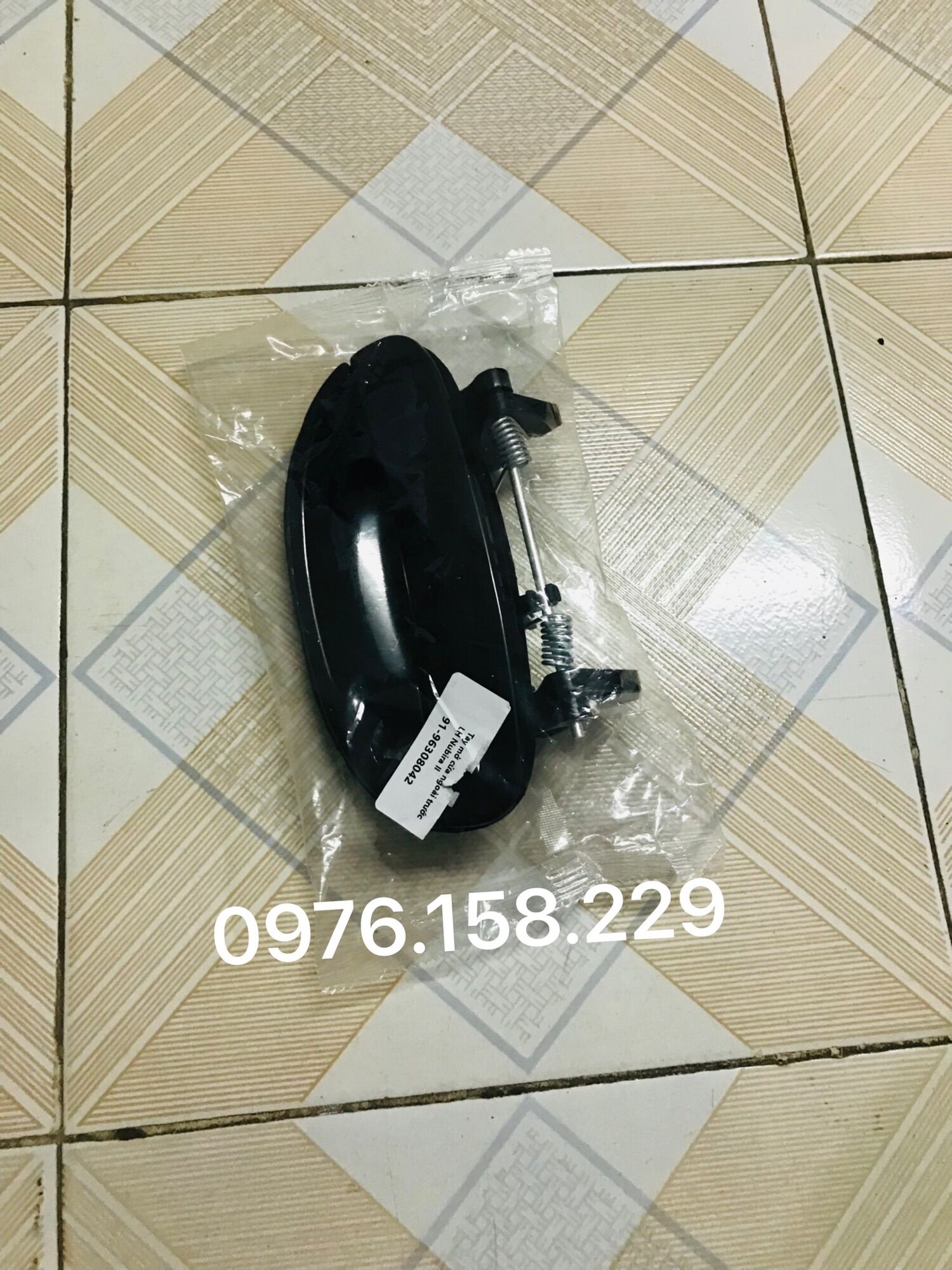 TAY MỞ CỬA NGOÀI DAEWOO NUBIRA