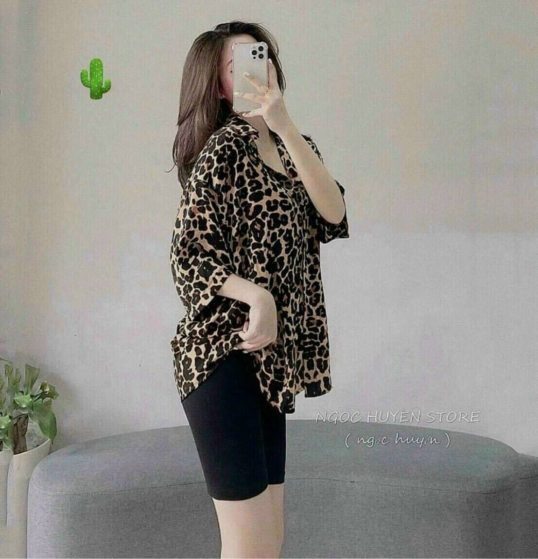 Áo sơ mi beo phom rộng tay lỡ