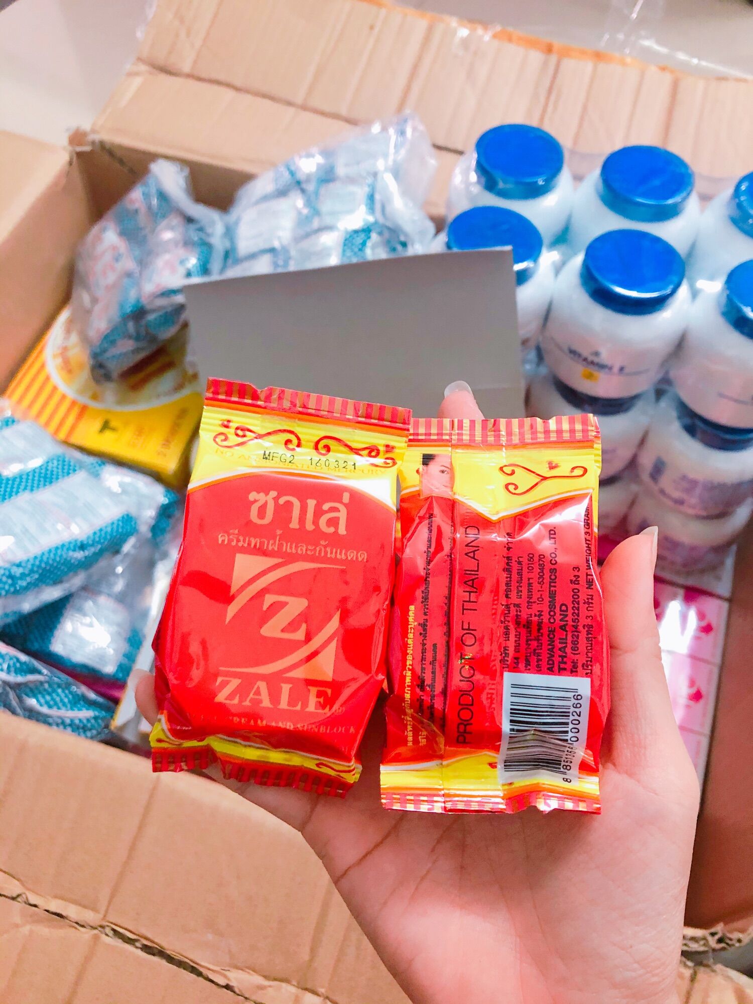 Lẻ hộp kem zale vàng chuẩn thái