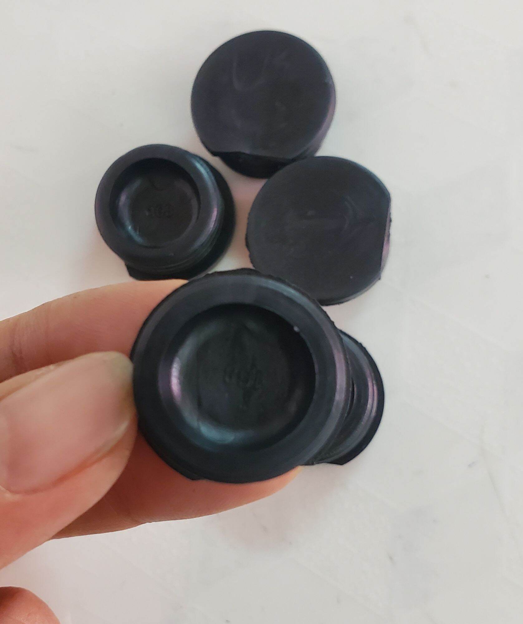 Cao su heo số hay chụp báo số xe Dream, Wave.( 5 cái ).