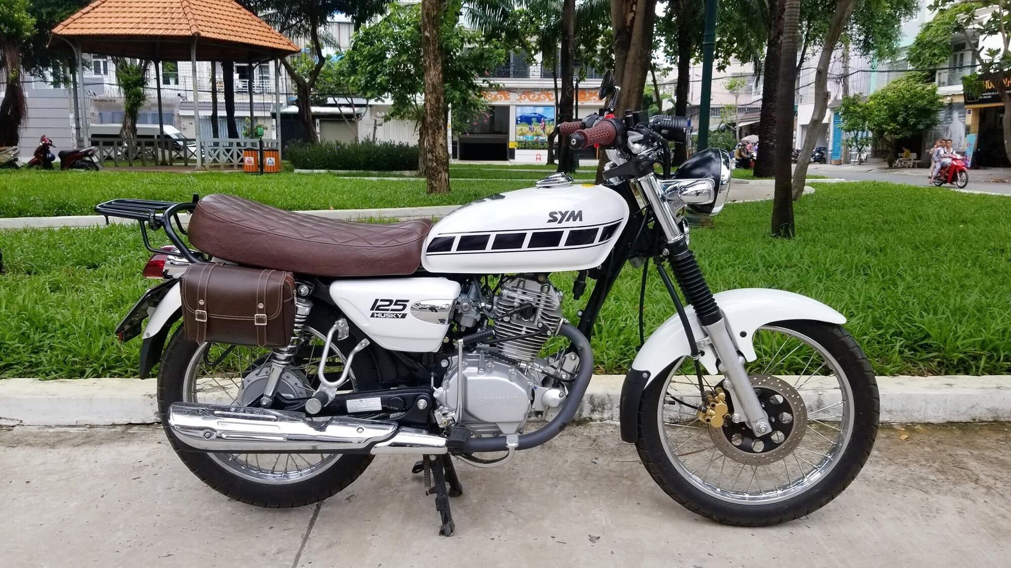 Husky125 túi treo xe husky125 phụ kiện túi treo xe classic motor