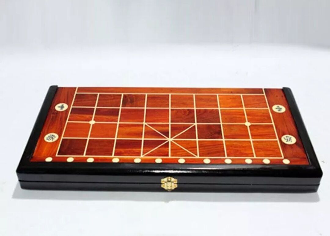 Bàn cờ gỗ hương đẹp có thể gấp gọn được bàn cờ , bàn cờ tướng