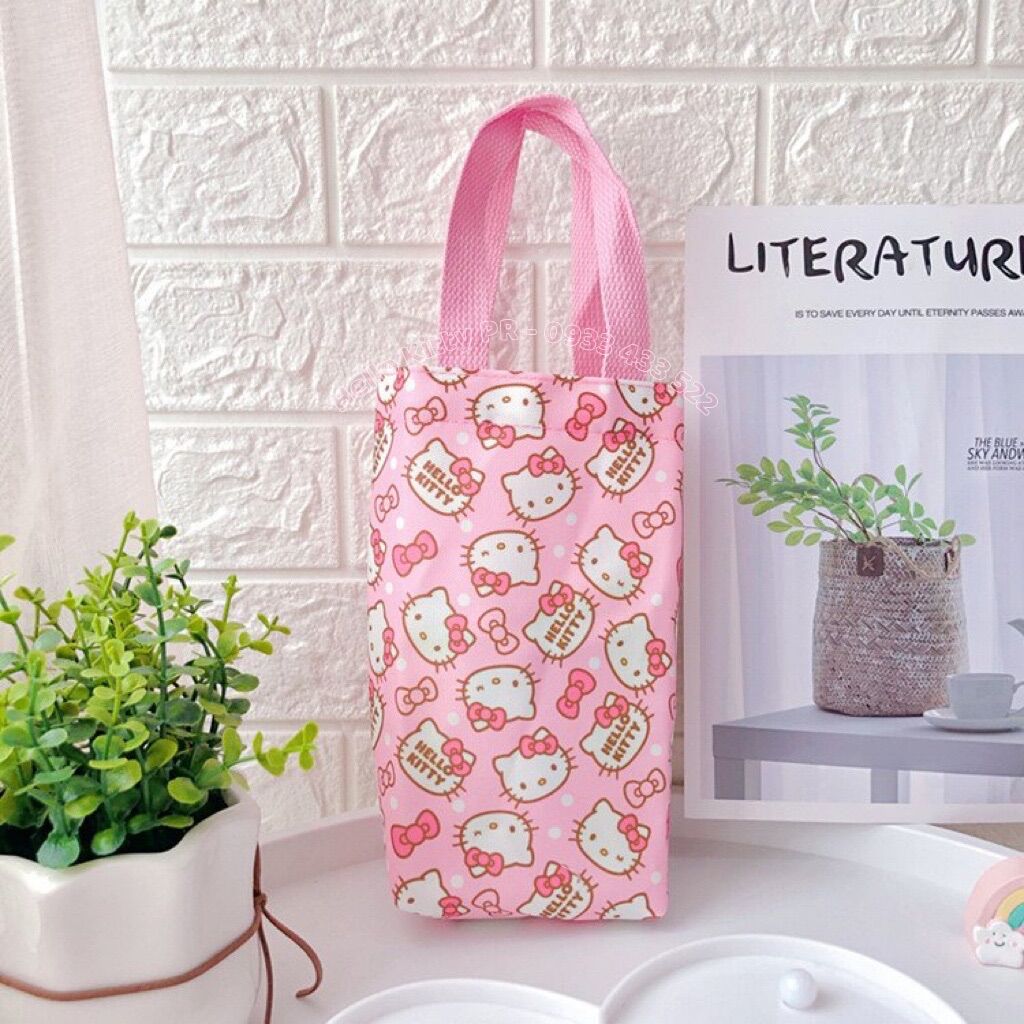 Túi đựng bình nước hello kitty - doraemon