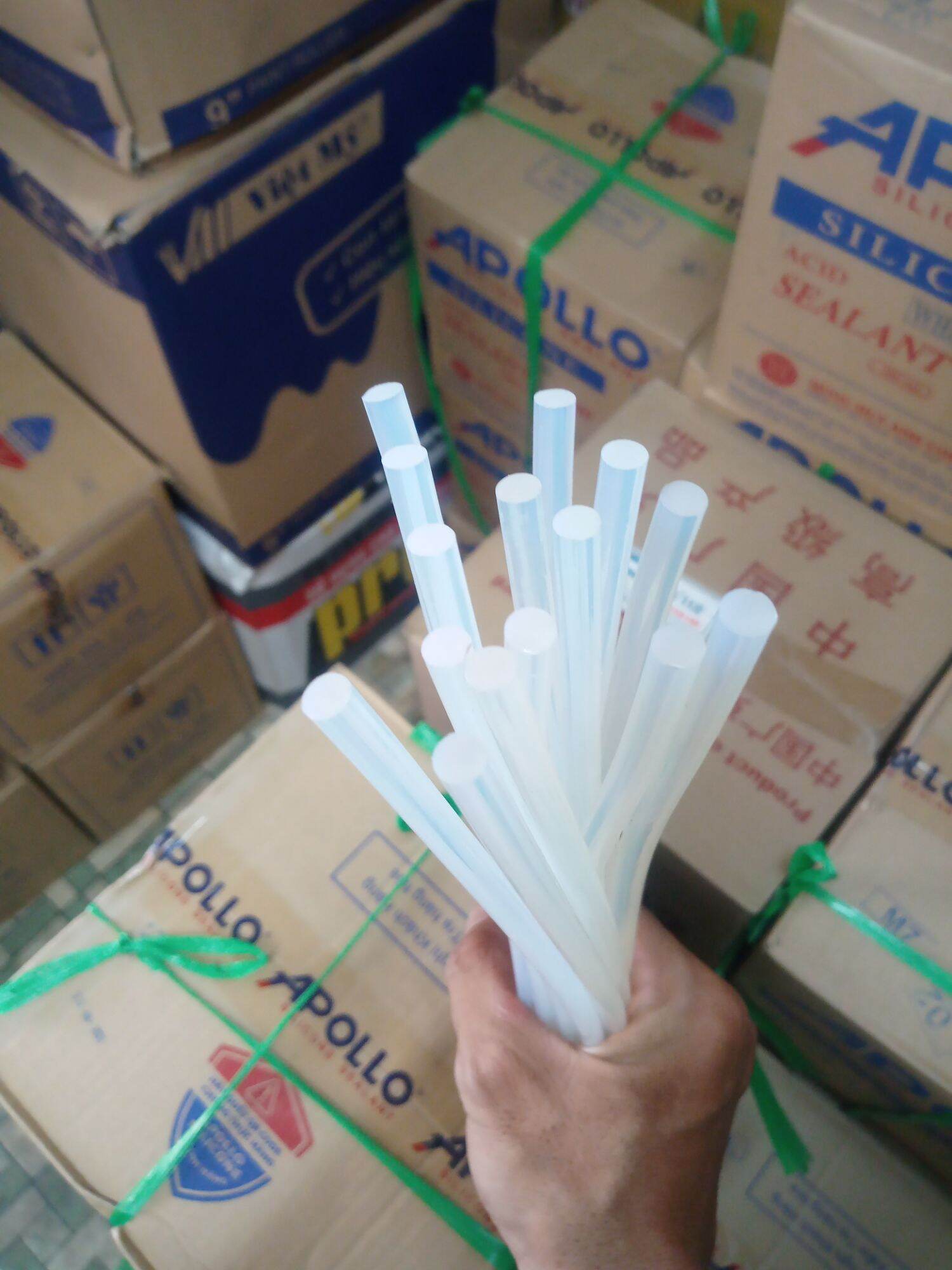 keo nến lớn bó 100 cây