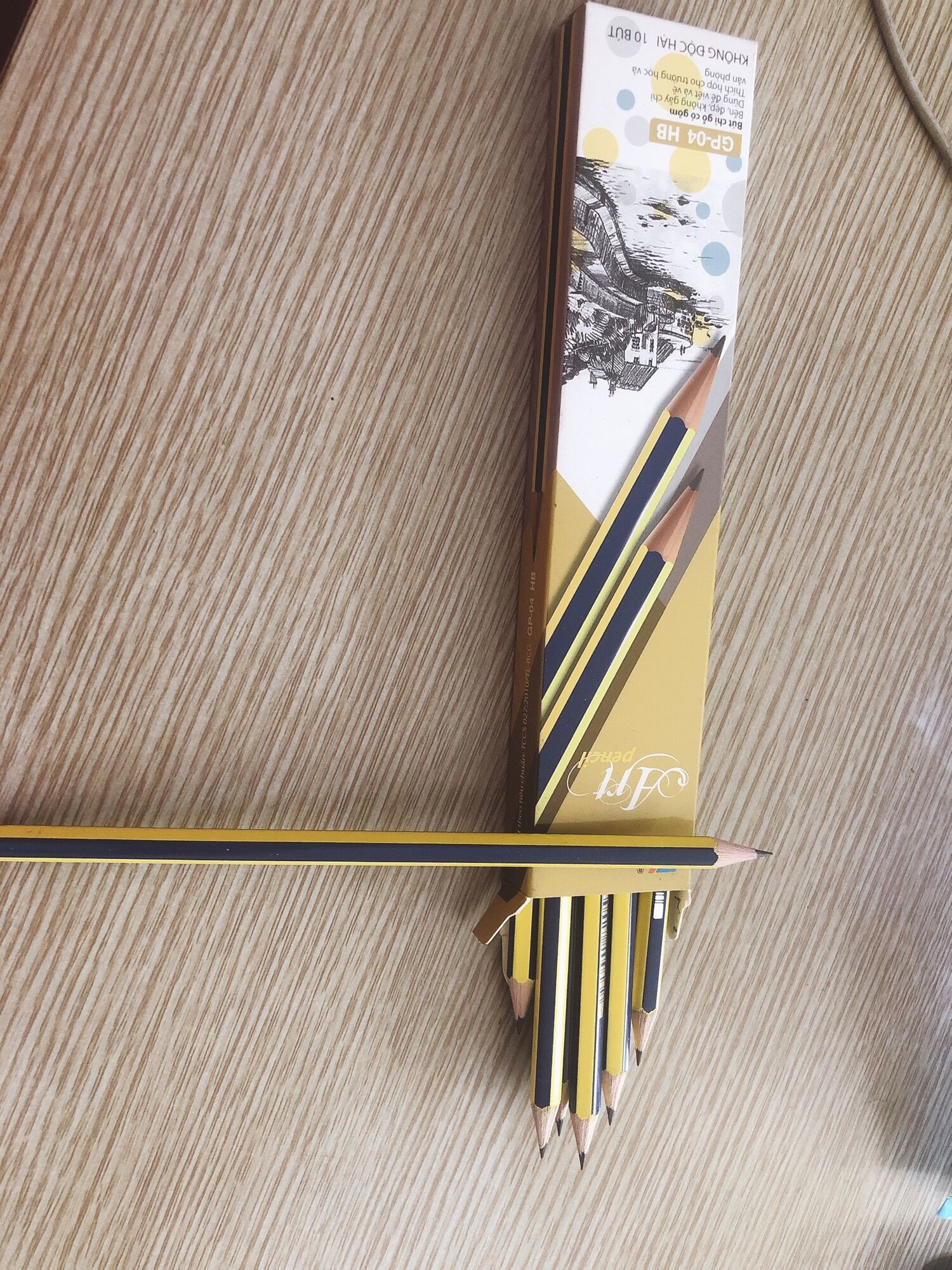 Bút chì thiên long GP-04 HB ( 5 cây )