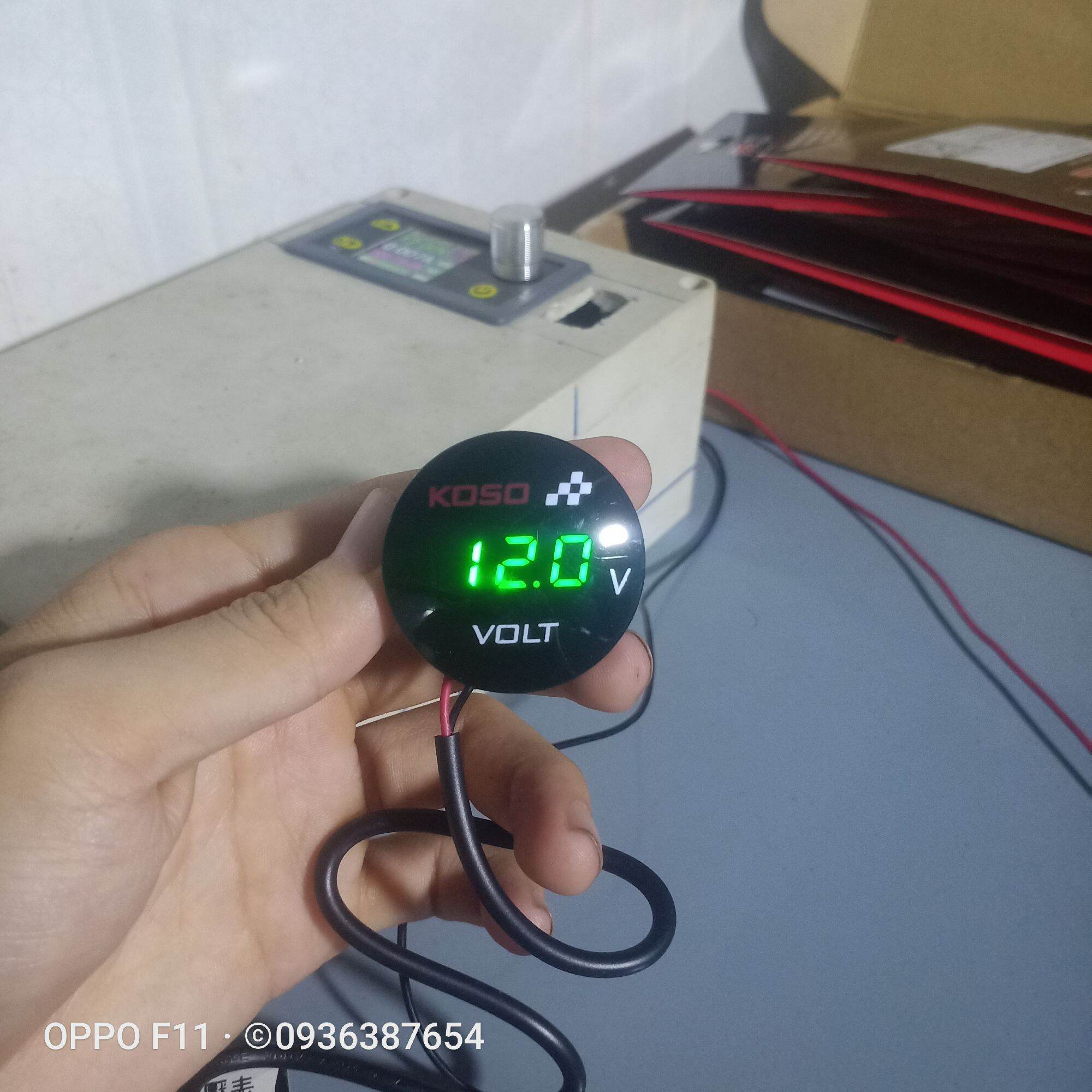 Đồng hồ đo vol KOSO kiểu tròn