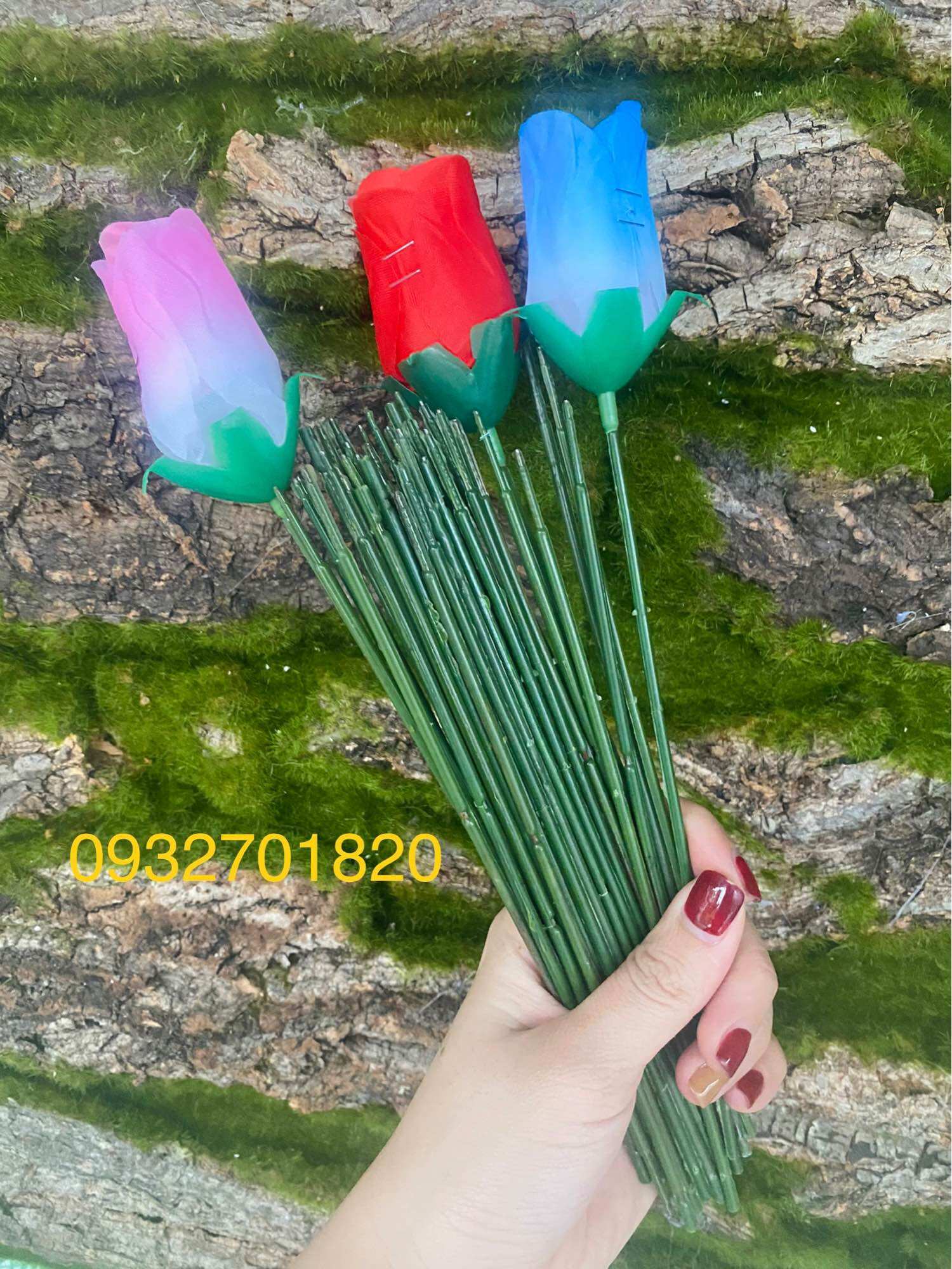 100 cây kẽm gắn cành hoa giá 28k