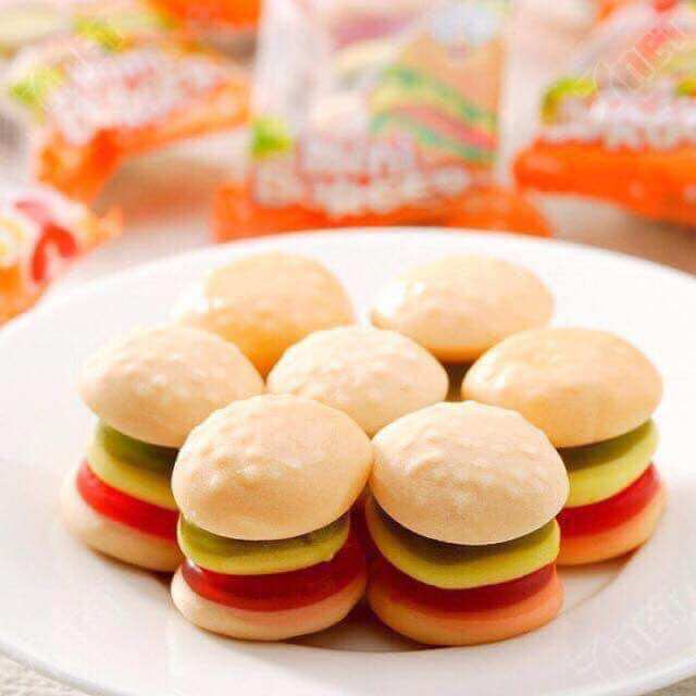 Kẹo dẻo Yupi mini burger 37k/ dây 20 cái