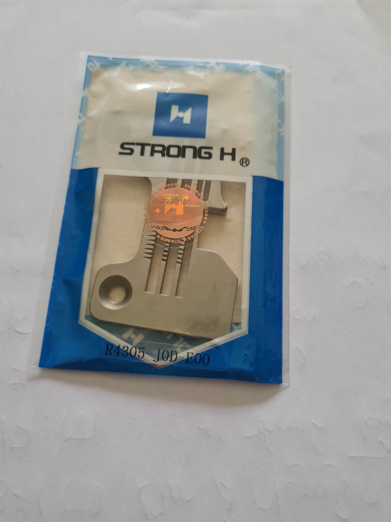 Mặt Nguyệt Vắt Sổ 4 Chỉ JUKI R4305-J0D-E00