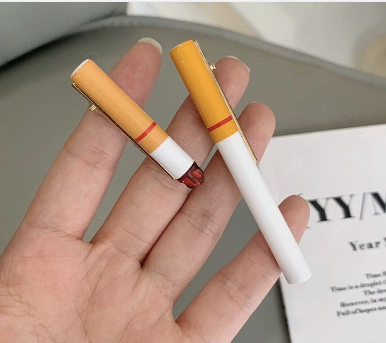 Kẹp tóc hình điếu thuốc vui nhộn