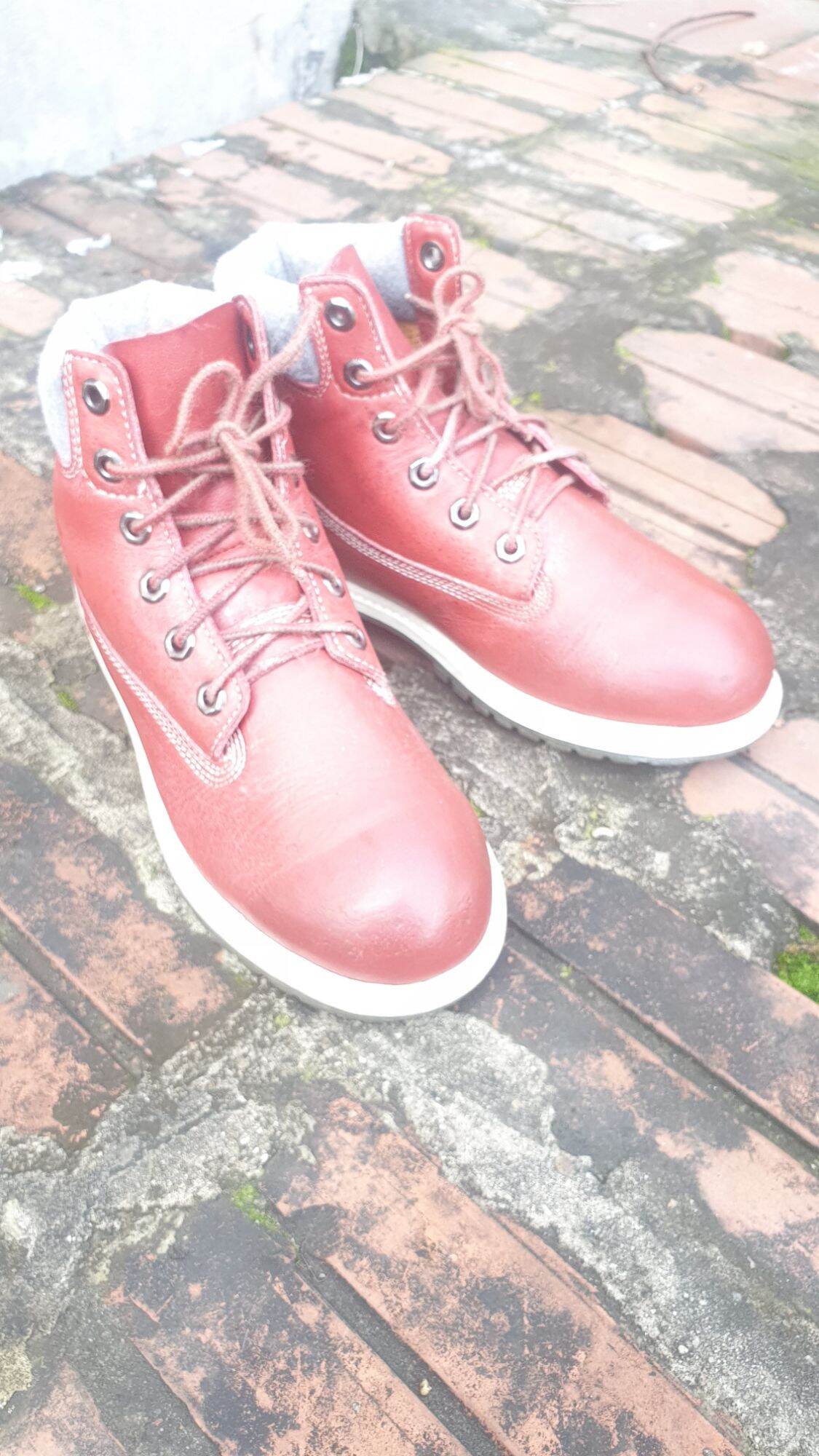 Giầy bốt da nam hiệu Timberland của Mỹ