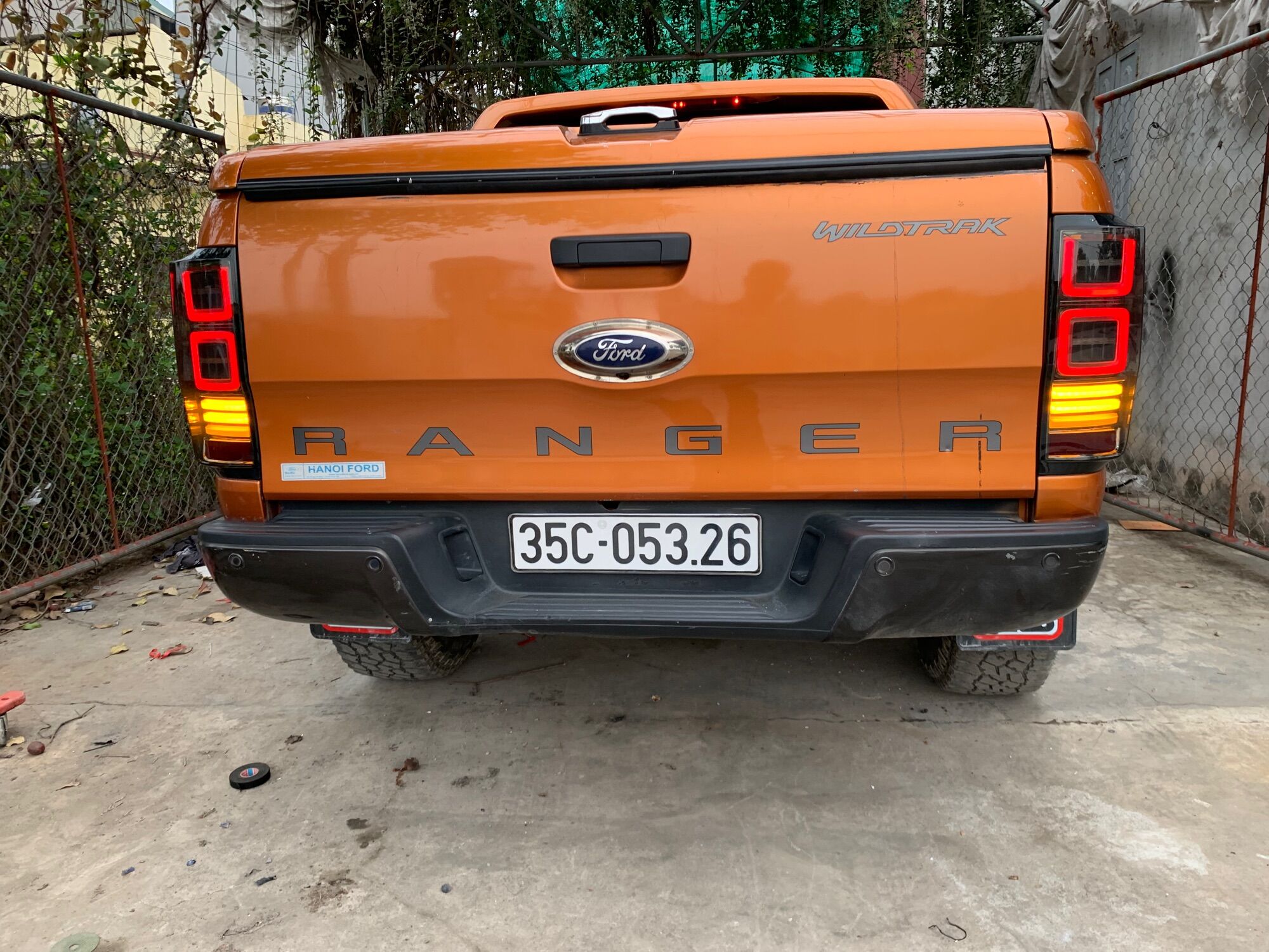 Đèn hậu Vland chính hãng lắp cho ranger 2014-2021