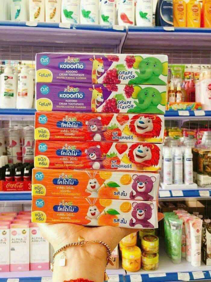 Kem đánh răng kodomo 65g