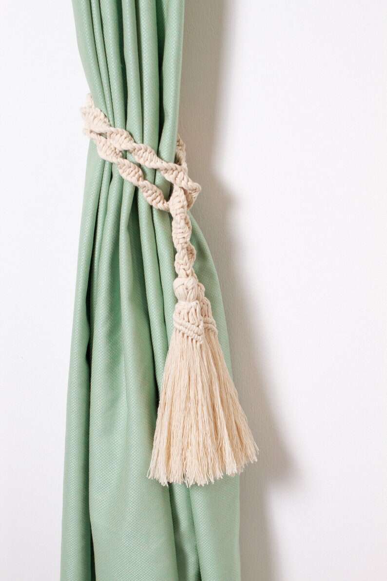 1 dây buộc vén rèm handmade xinh xinh