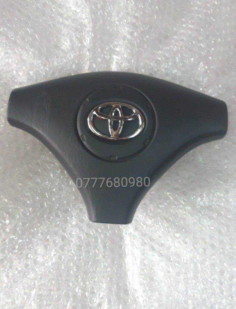 Nắp kèn vô lăng toyota zace