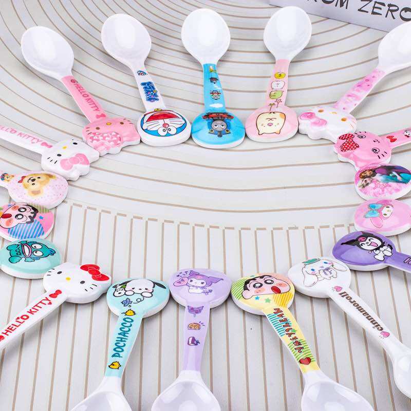 Muỗng thìa 3D Hello Kitty - Doremon Doraemon