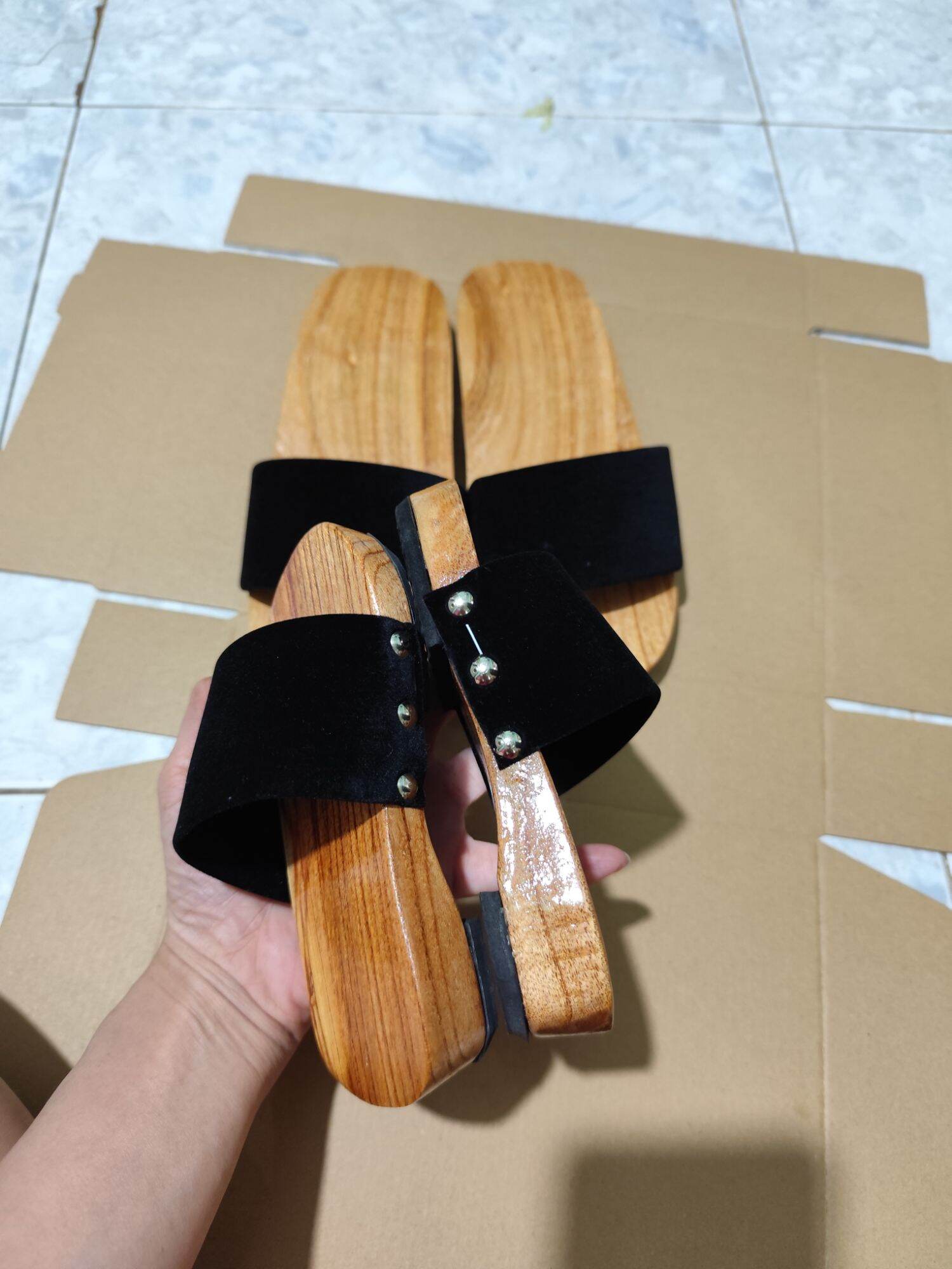 Guốc Mộc Cho Bé
