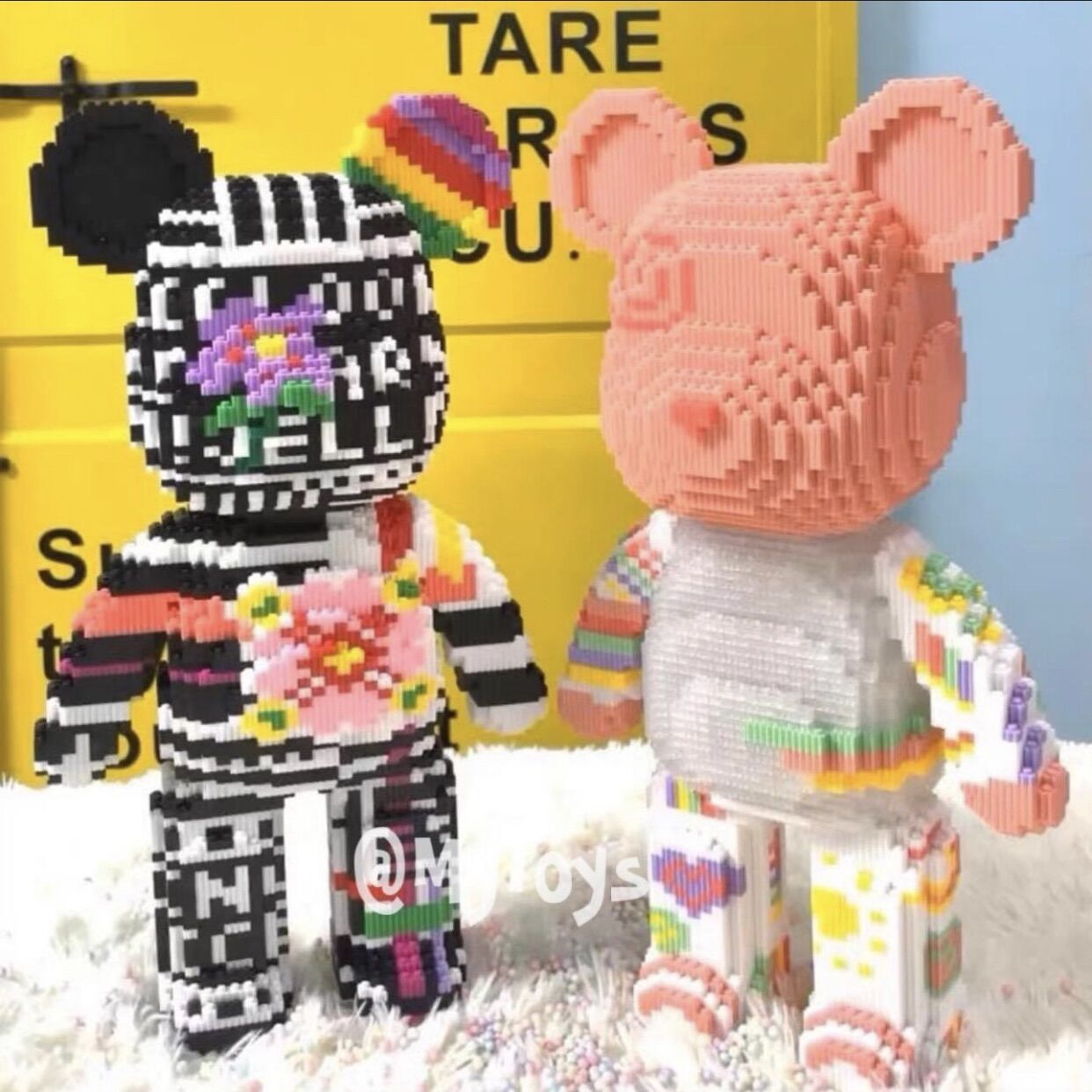Lego Bearbrick 3D chính hãng Mpin 46cm (tặng búa)