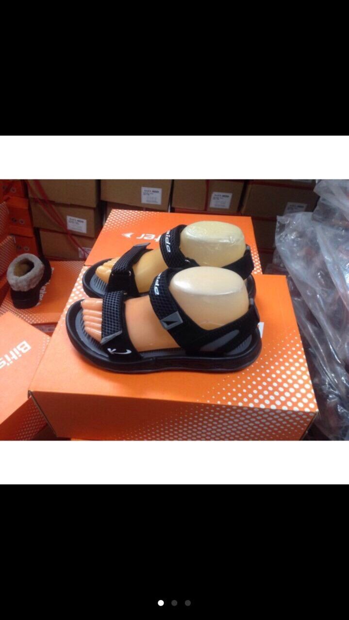 Giày Sandal dép quai hậu Kaido, có chất liệu tốt bền và đẹp, dễ dàng sử dụng, cam kết sản phẩm y như hình