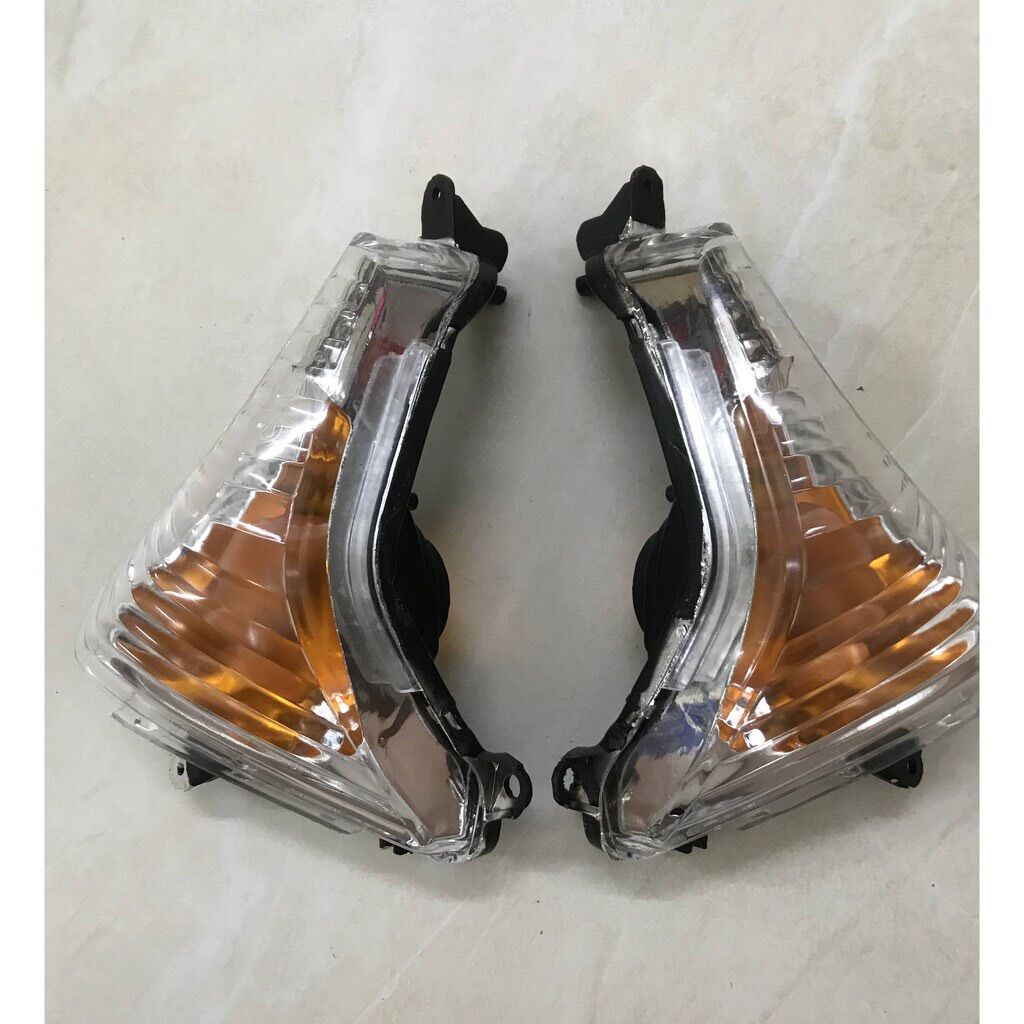 Cặp xi nhan xe lead 110/ scr zin hãng