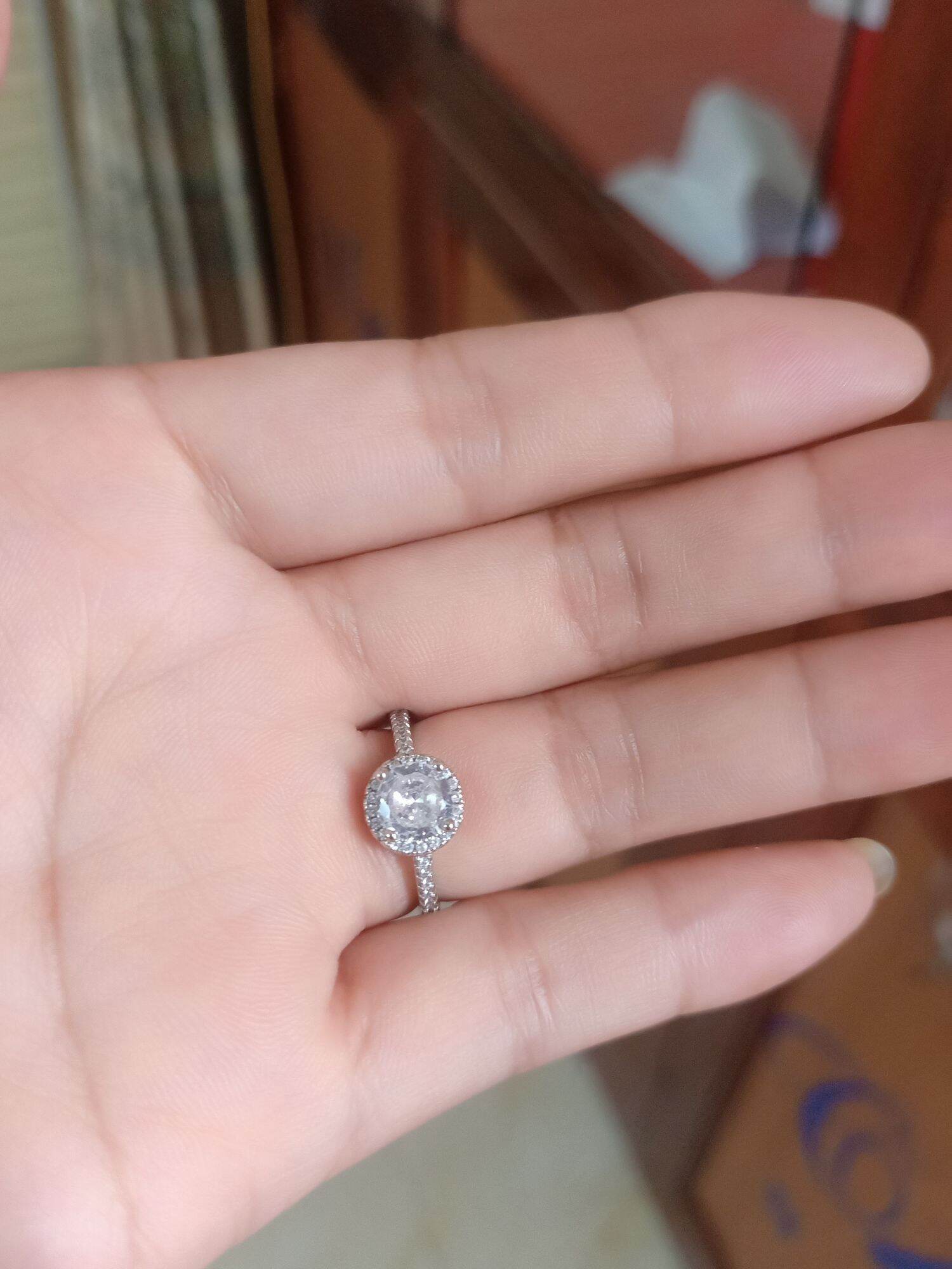 nhẫn đá nữ